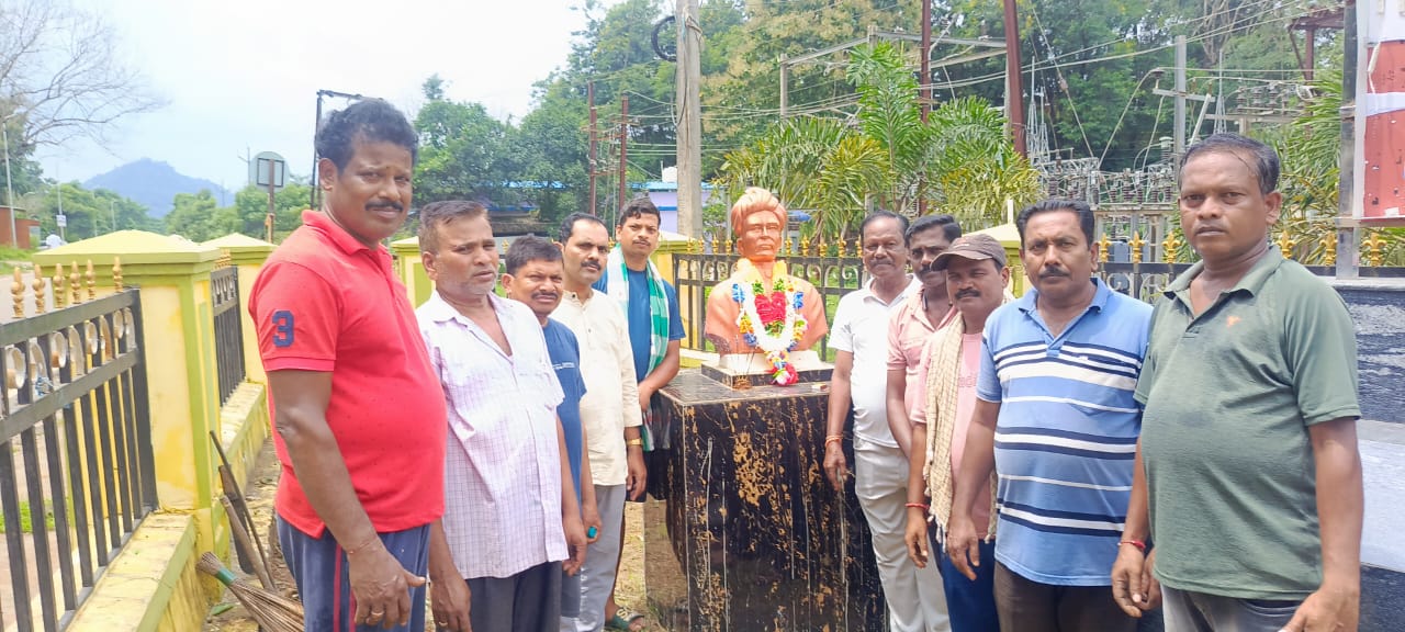ଚିତ୍ରଗିରି ସାହିତ୍ୟ ସଂସଦ ପକ୍ଷରୁ ସଫେଇ କାର୍ଯ୍ୟକ୍ରମ।
